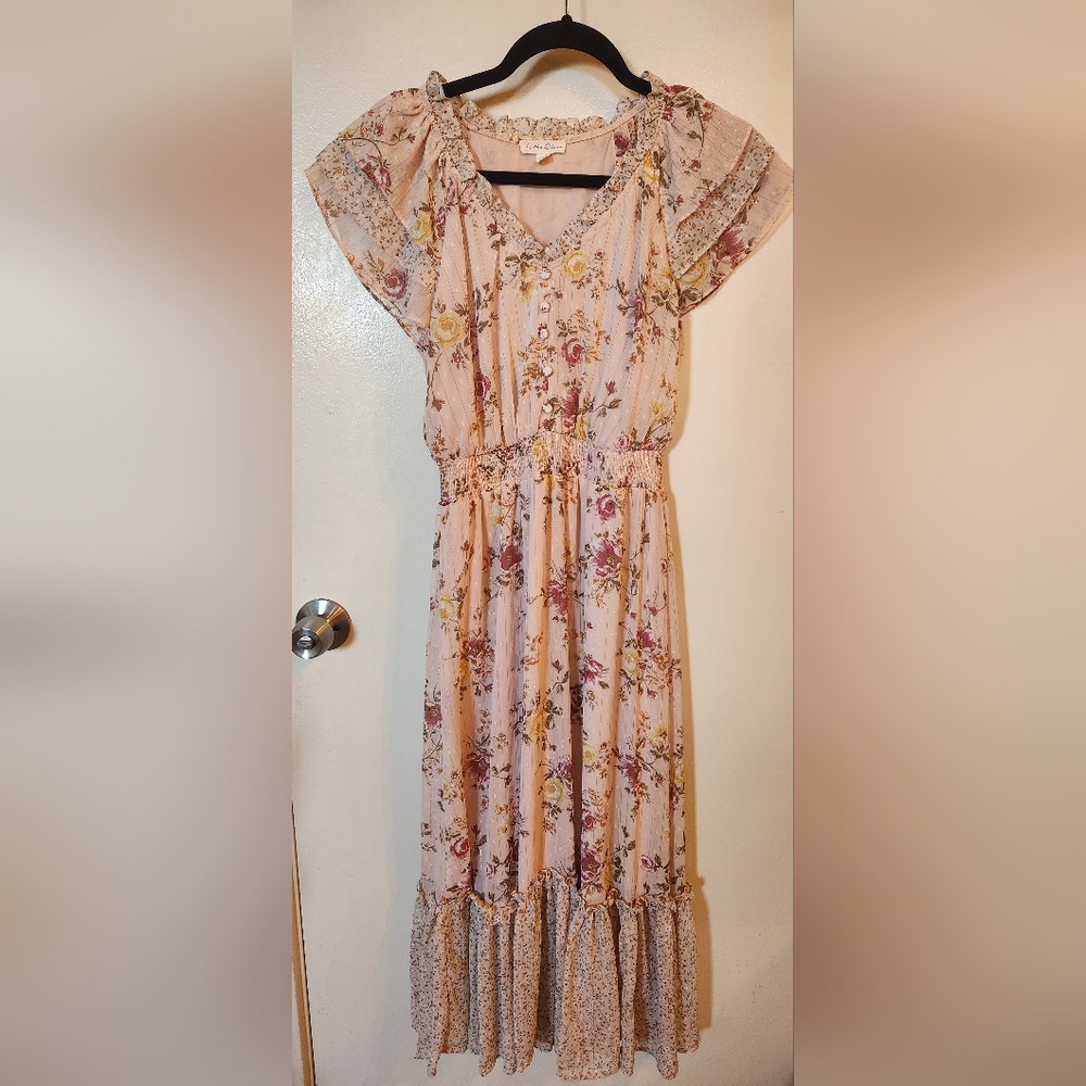 Dress - Picture 2 of 2